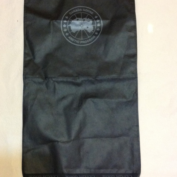 Canada Goose | Accessories | Canada Goose Black Arctic Program ...